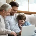 Las mejores apps para familias y padres en Granada